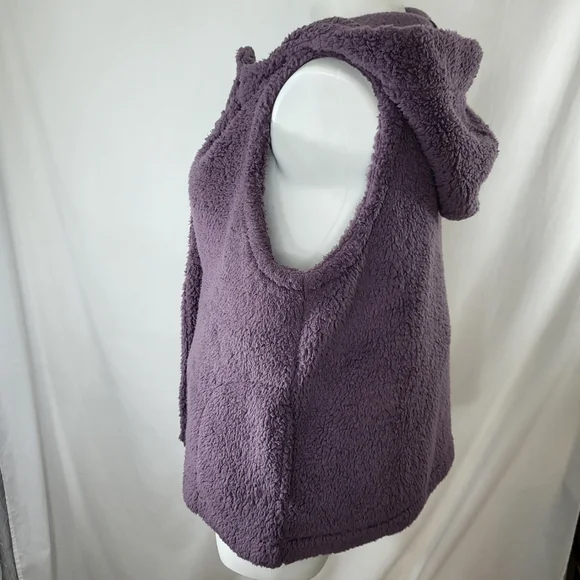 Koolaburra by UGG Fleece VEST Womens Size 1X Purple Sherpa Hooded Pockets Snaps - Picture 4 of 16